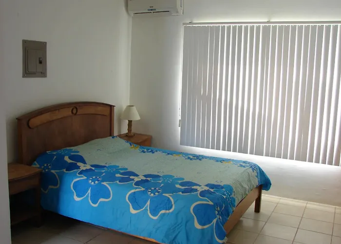 Aparthotel Torres Del Coco